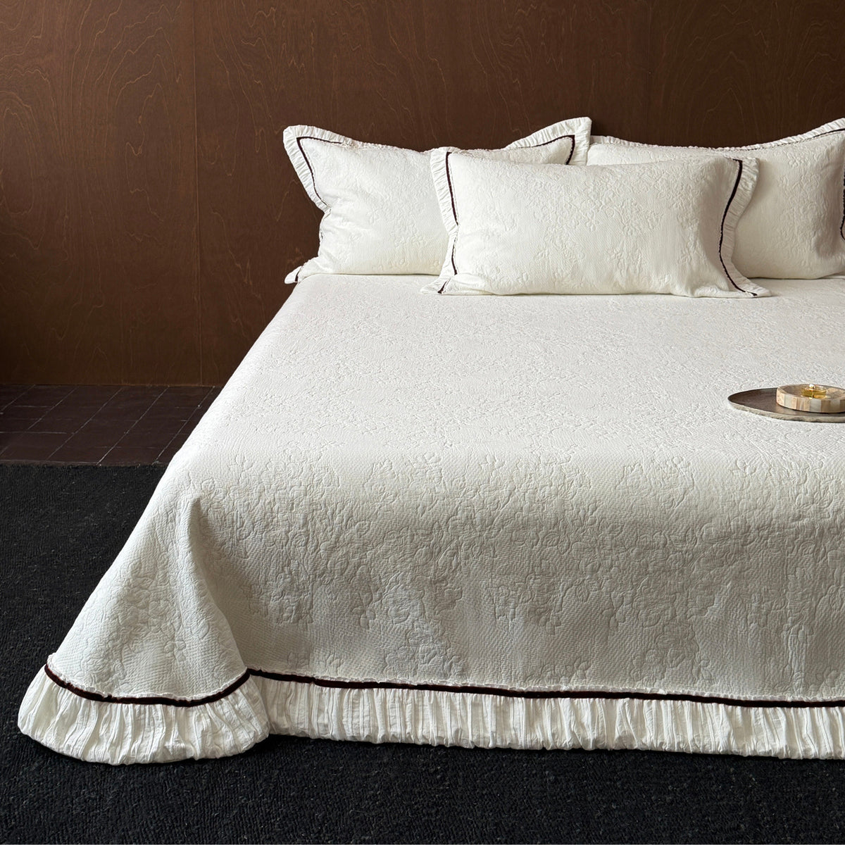 Decorative Elegant Floral Embroidered Bedspread Set Homeandso