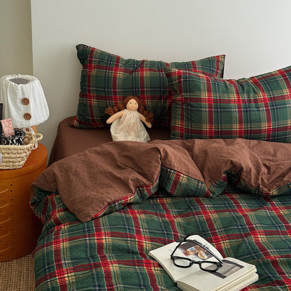 Playful Cartoon Character Bedding Set Homeandso