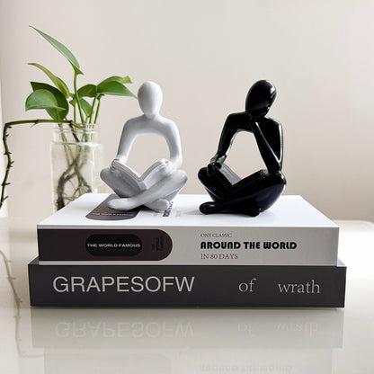Readying Pose Decorative Figurine Homeandso