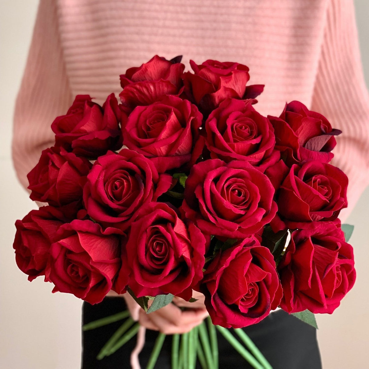 Luxurious Artificial Rose Bouquet