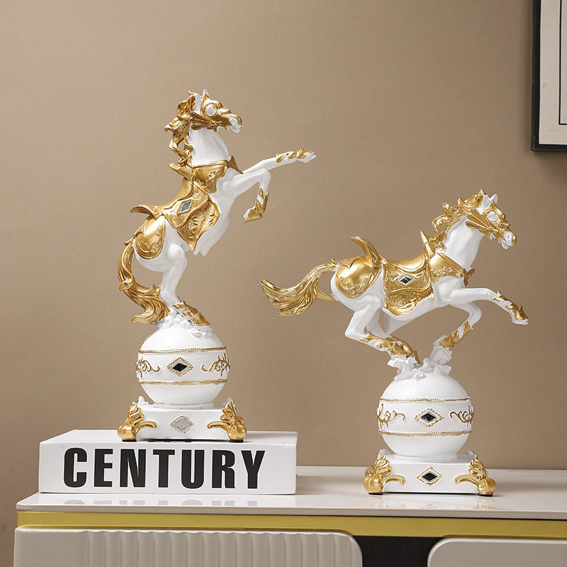 Majestic Horse Figurine Homeandso