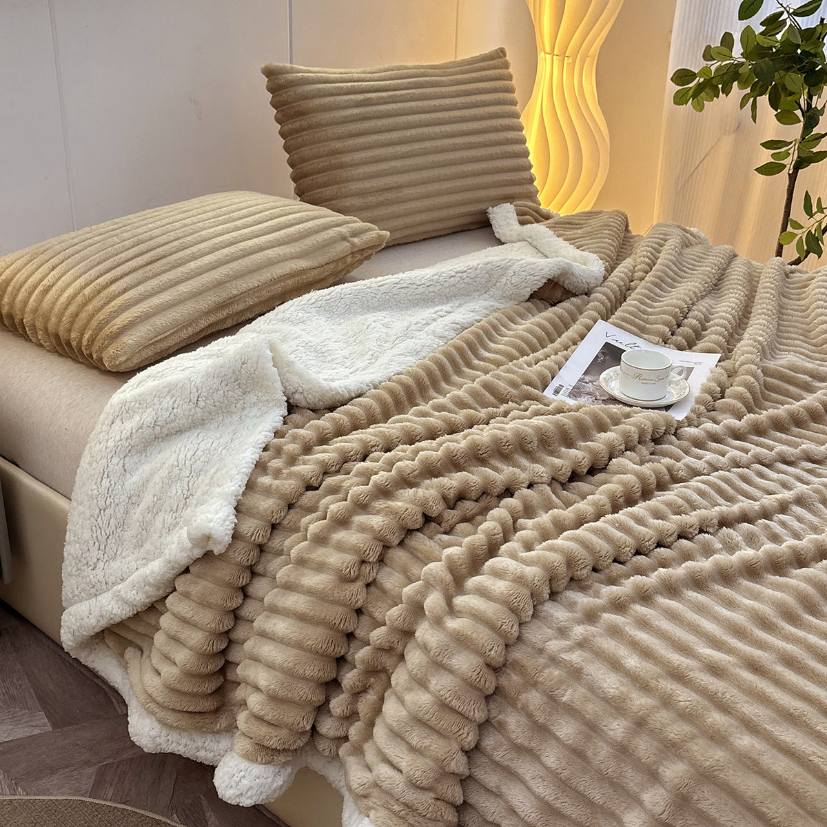 Luxurious Textured Throw Blanket