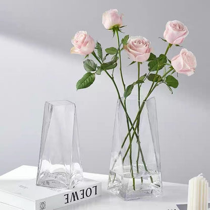 Geometrischer Glasblumenhalter