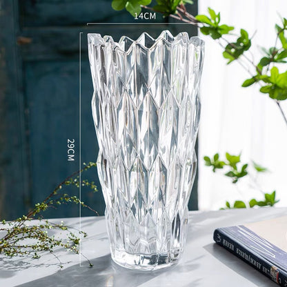 Geometrischer Schnitt Kristallvase