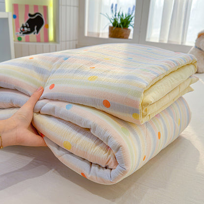 Decorative Floral Patterned All-Season Quilt Homeandso