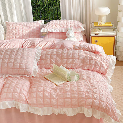 Textured Ruffle Bedding Set