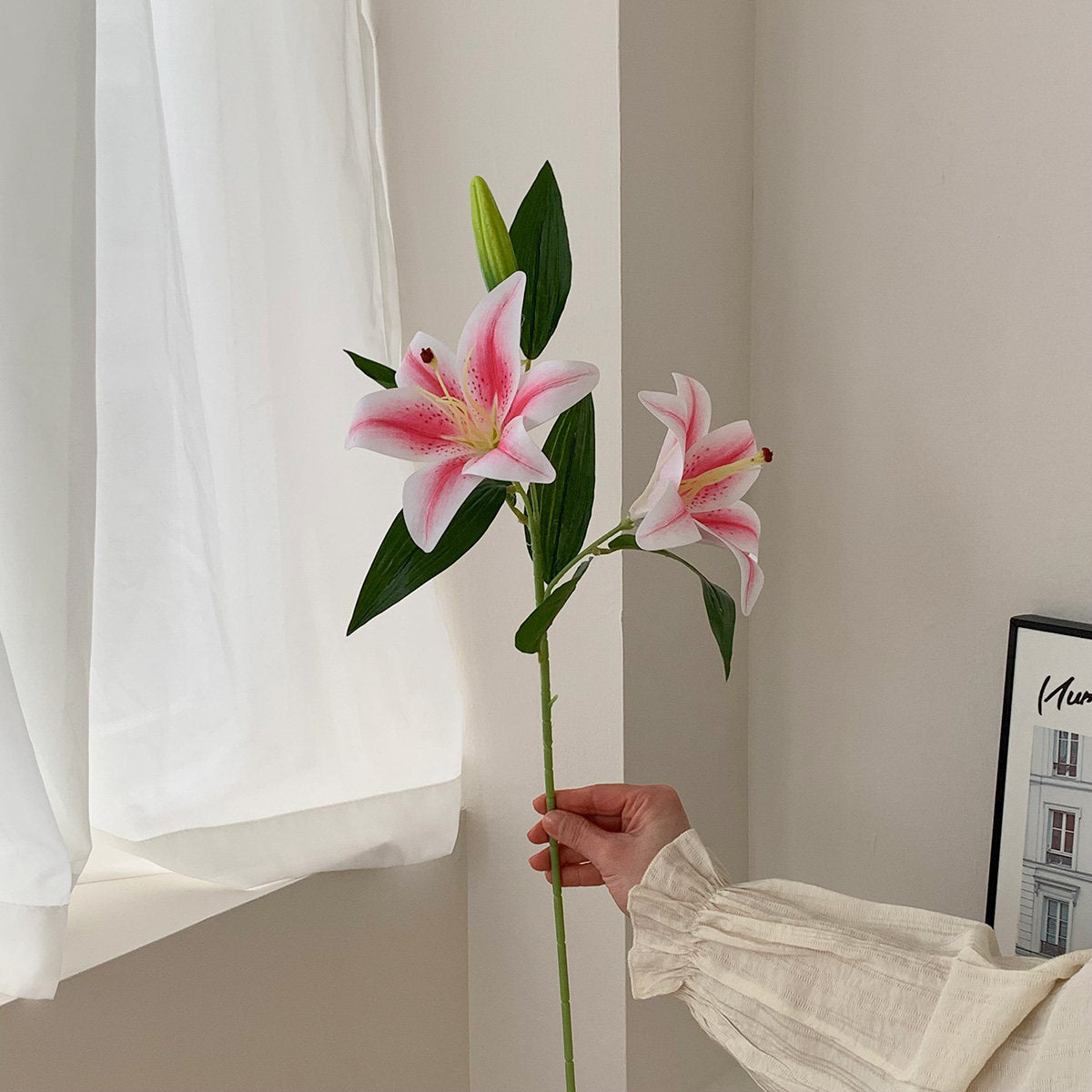 Elegant Artificial Lily Stem