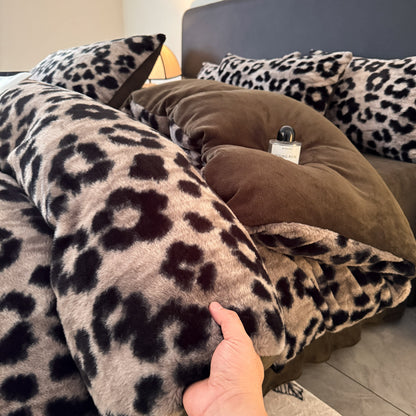 Luxurious Faux Fur Duvet Cover Set