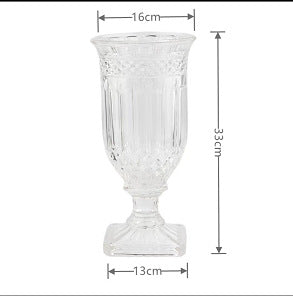 Eleganter Texturiertes Glas Goblet