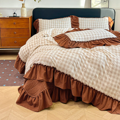 Floral Ruffled Bedding Set