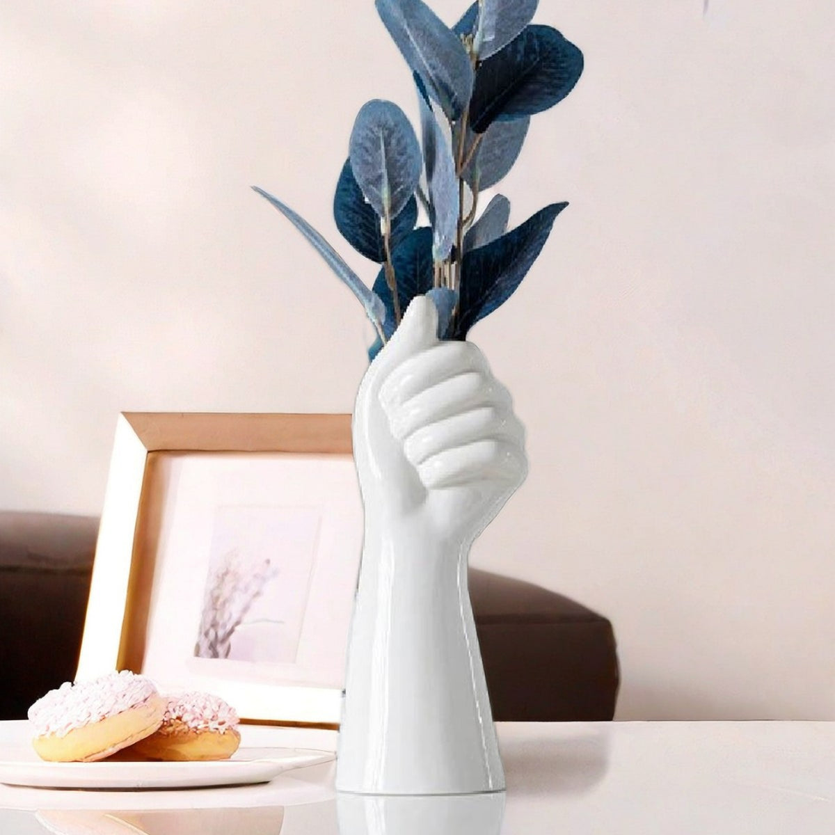 Artistic Hand-Shaped Flower Vase Homeandso