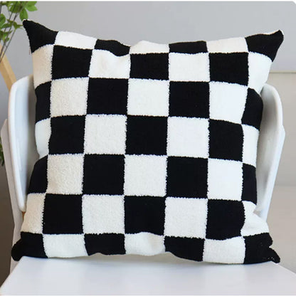 Houndstooth Pattern Decorative Accent Pillow