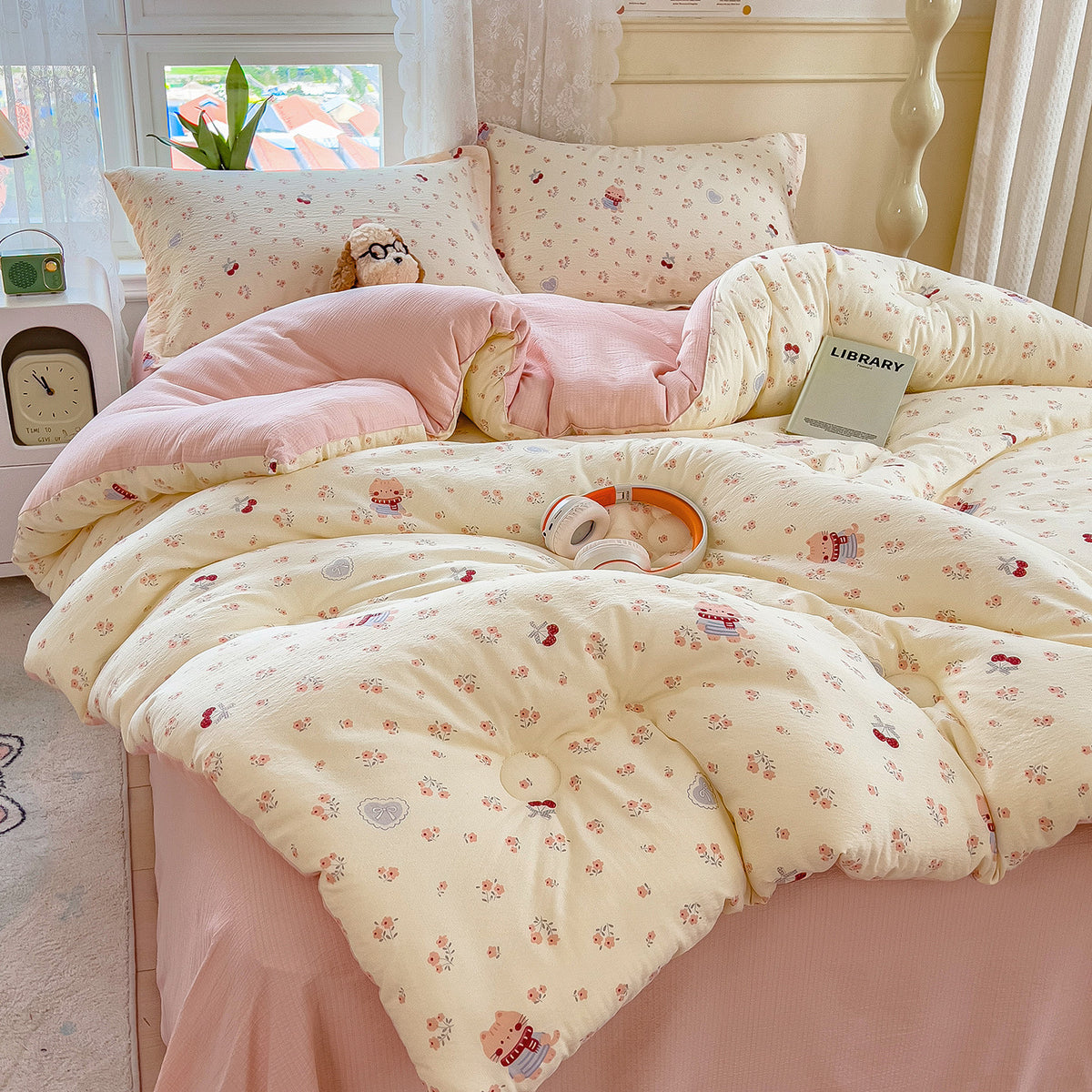 Heart Patterned Quilt Set Homeandso