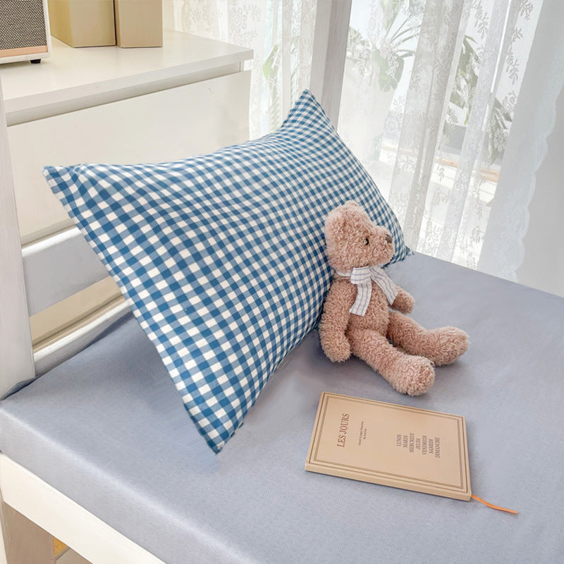 Stylish Grid Pattern Pillowcase Set