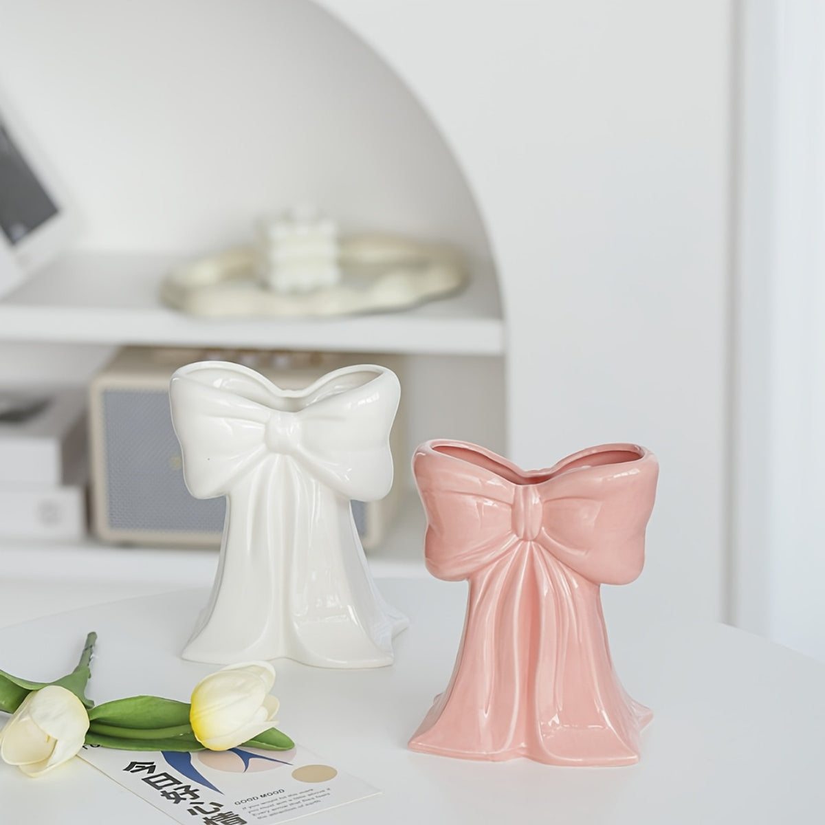 Decorative Bow-Shaped Phone Holder Homeandso