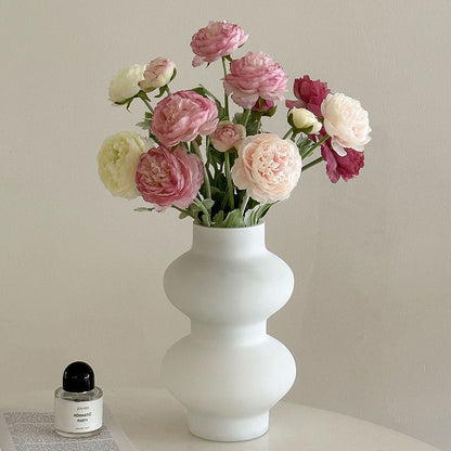 Lifelike Floral Bouquet Decoration