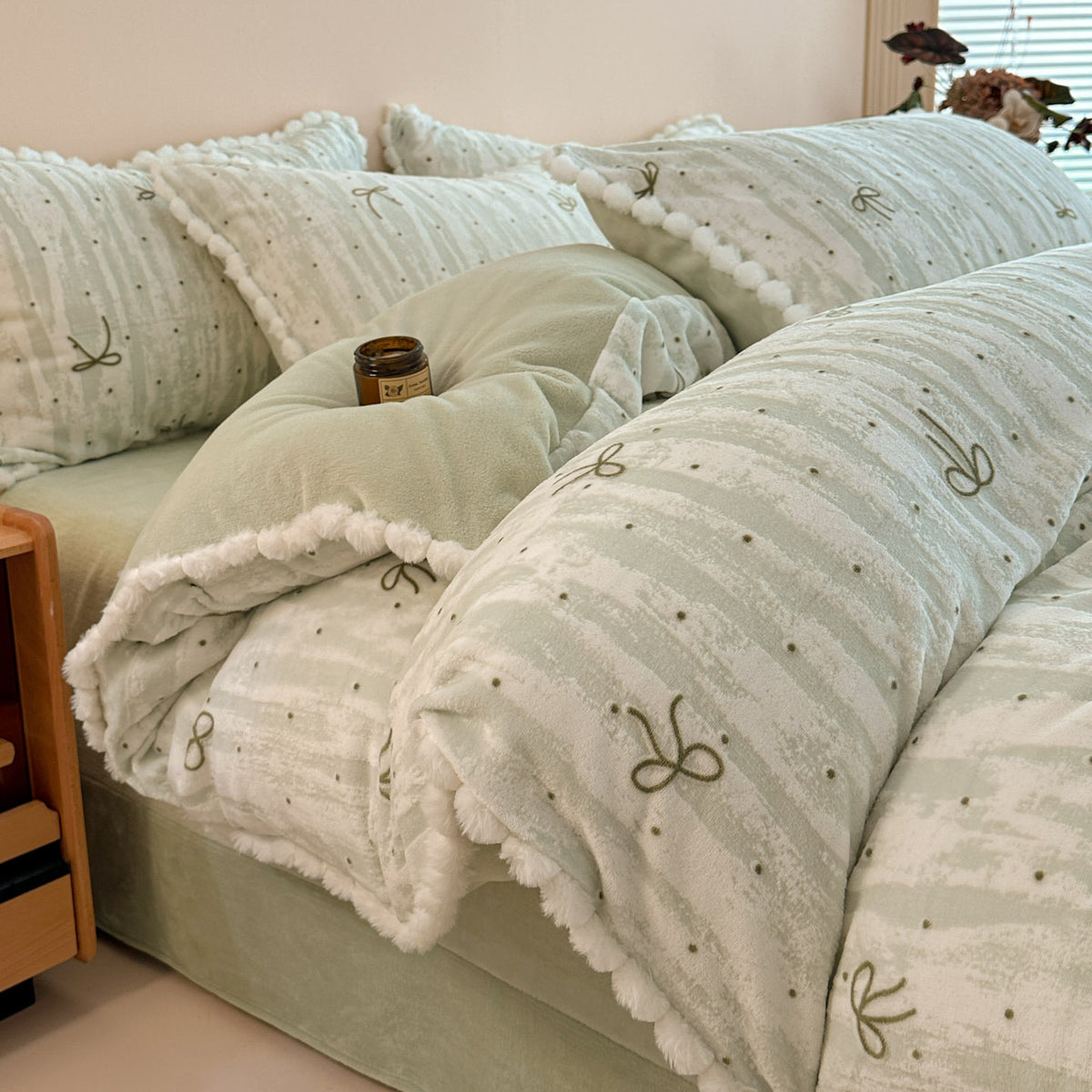 Plush Fleece Bedding Set Homeandso