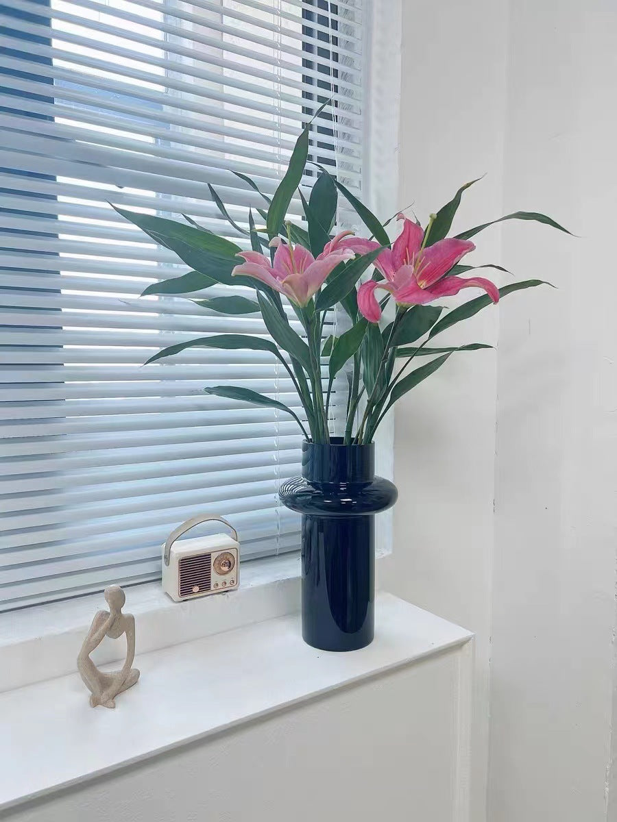 Zeitgenössische Glasblumenanzeige