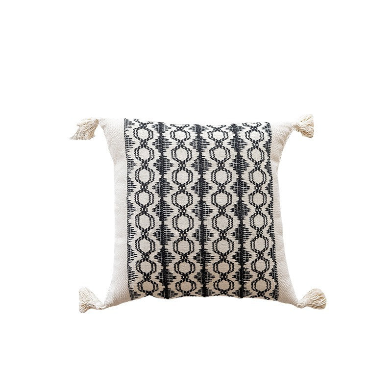 Geometric Patterned Throw Cushion