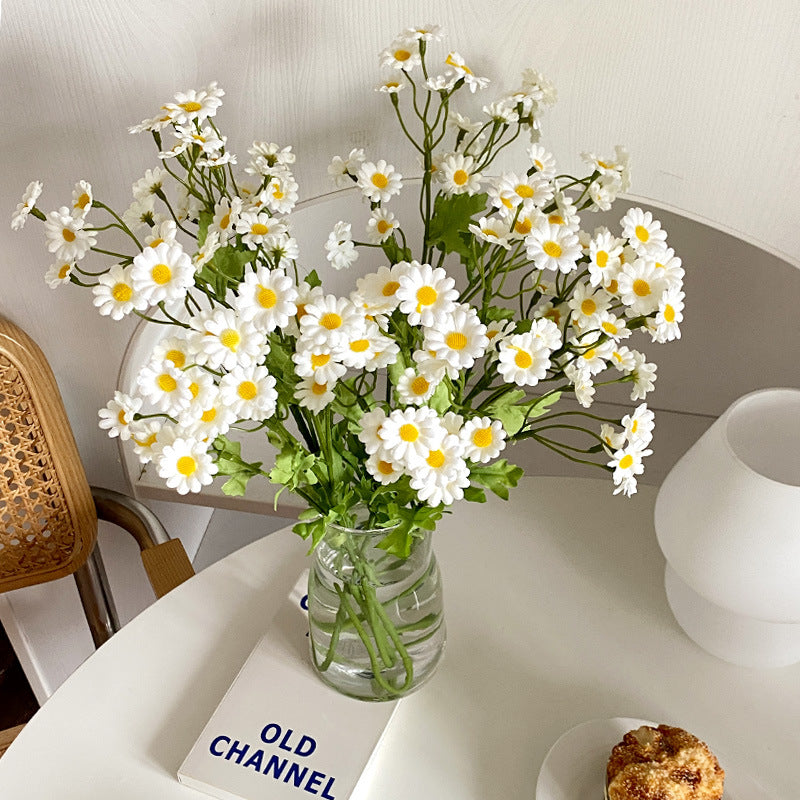 Faux Daisy Floral Stem