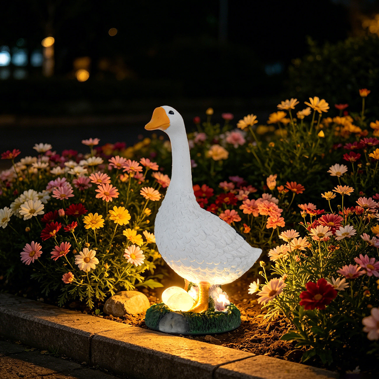 Garden Decorative Goose Figurine Homeandso