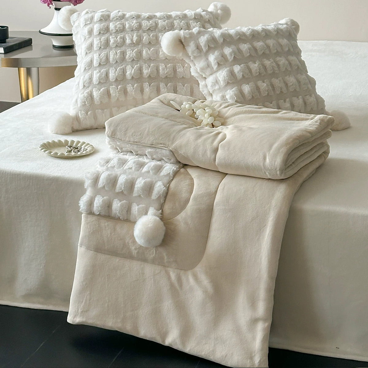 Decorative Cozy Textured Fleece Blanket Set Homeandso