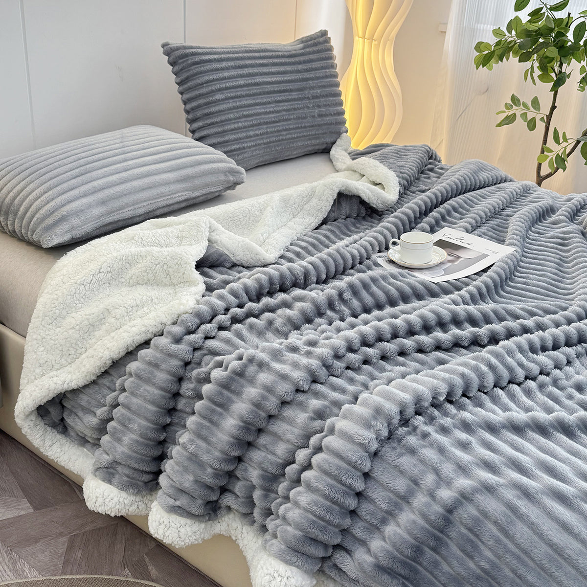 Luxurious Textured Throw Blanket