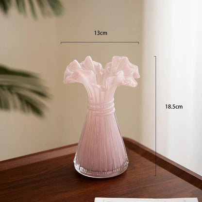 Elegante Rüschenglasvase
