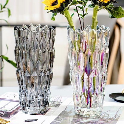 Geometrischer Schnitt Kristallvase