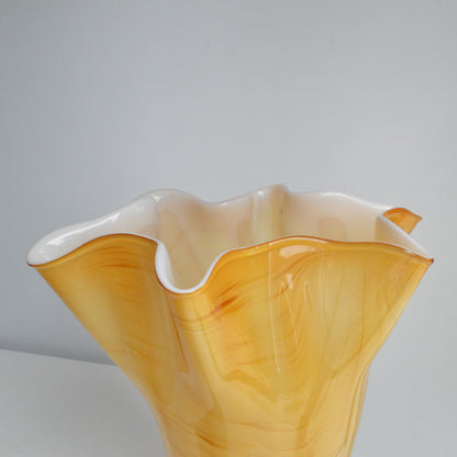Artistic Glass Centerpiece Homeandso