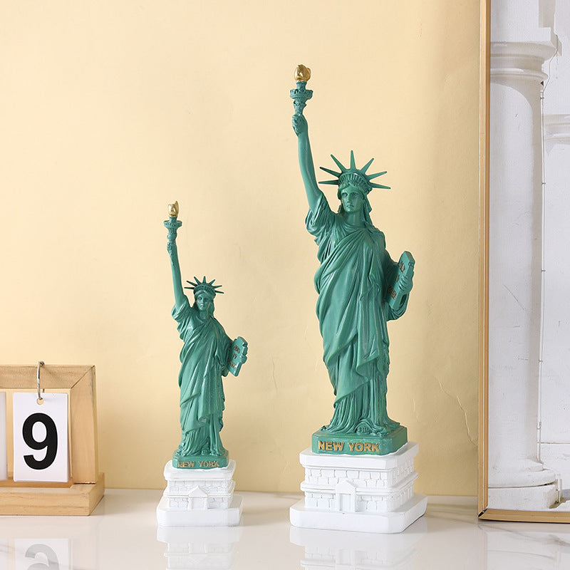 Decorative Statue of Liberty Model Homeandso
