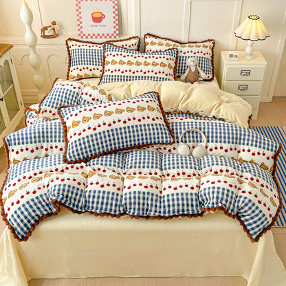 Plush Floral Print Bedding Set