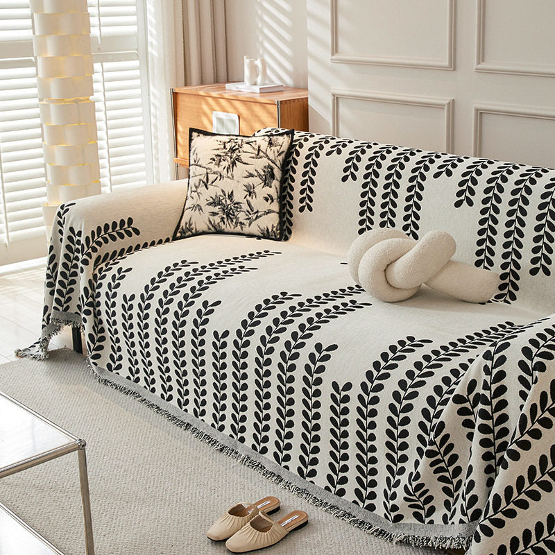 Decorative Foliage Print Throw Blanket