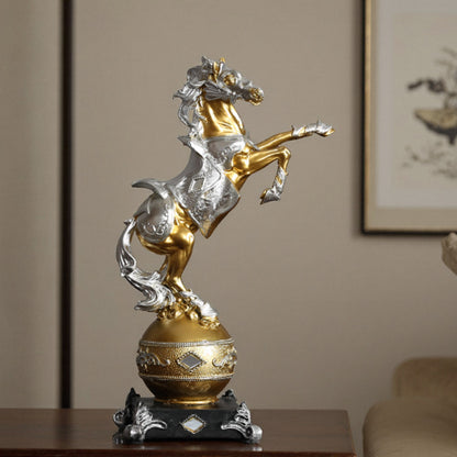 Majestic Horse Figurine Homeandso