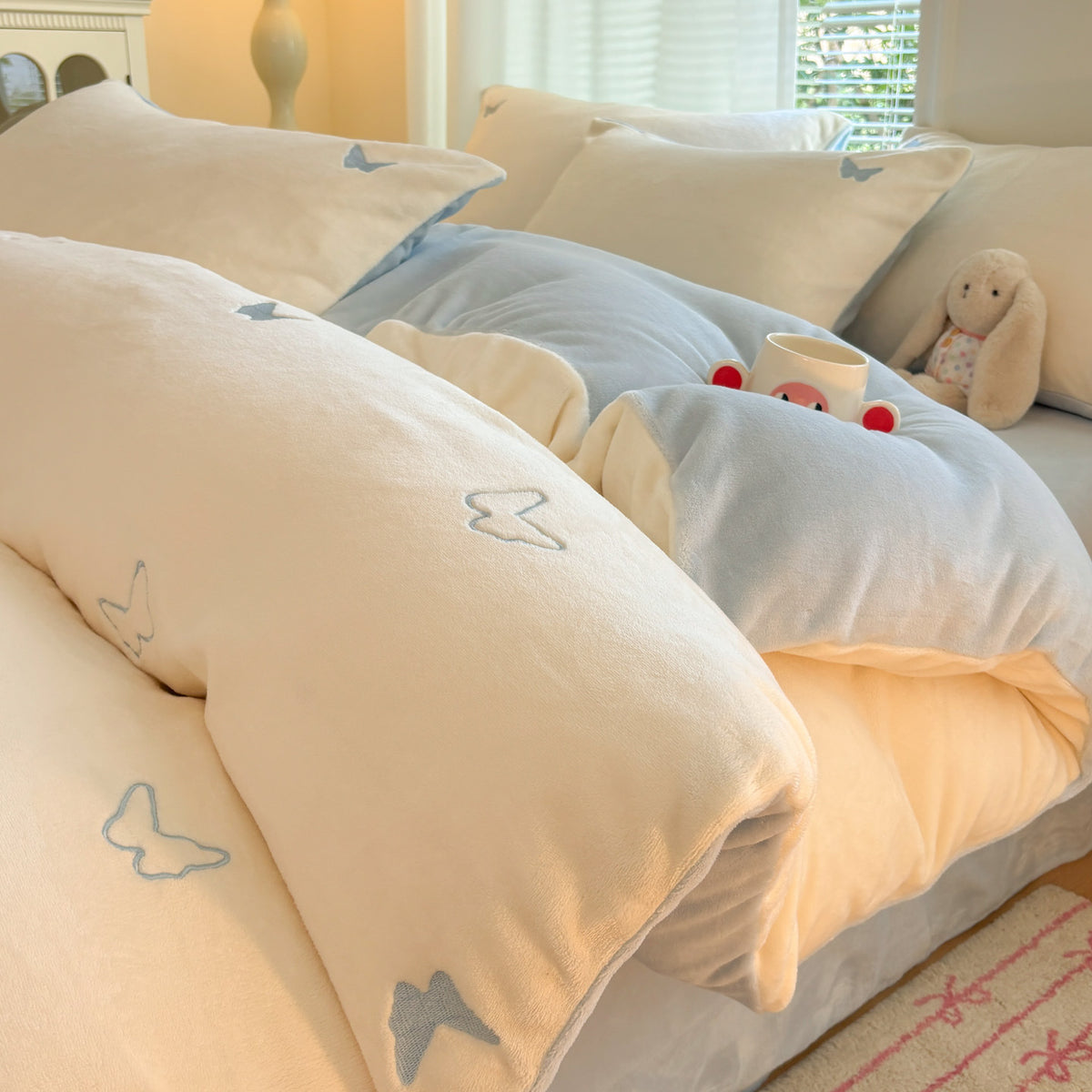 Luxurious Plush Duvet Set Homeandso