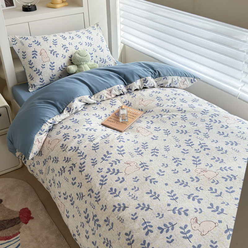 Playful Bow-Patterned Bedding Set Homeandso