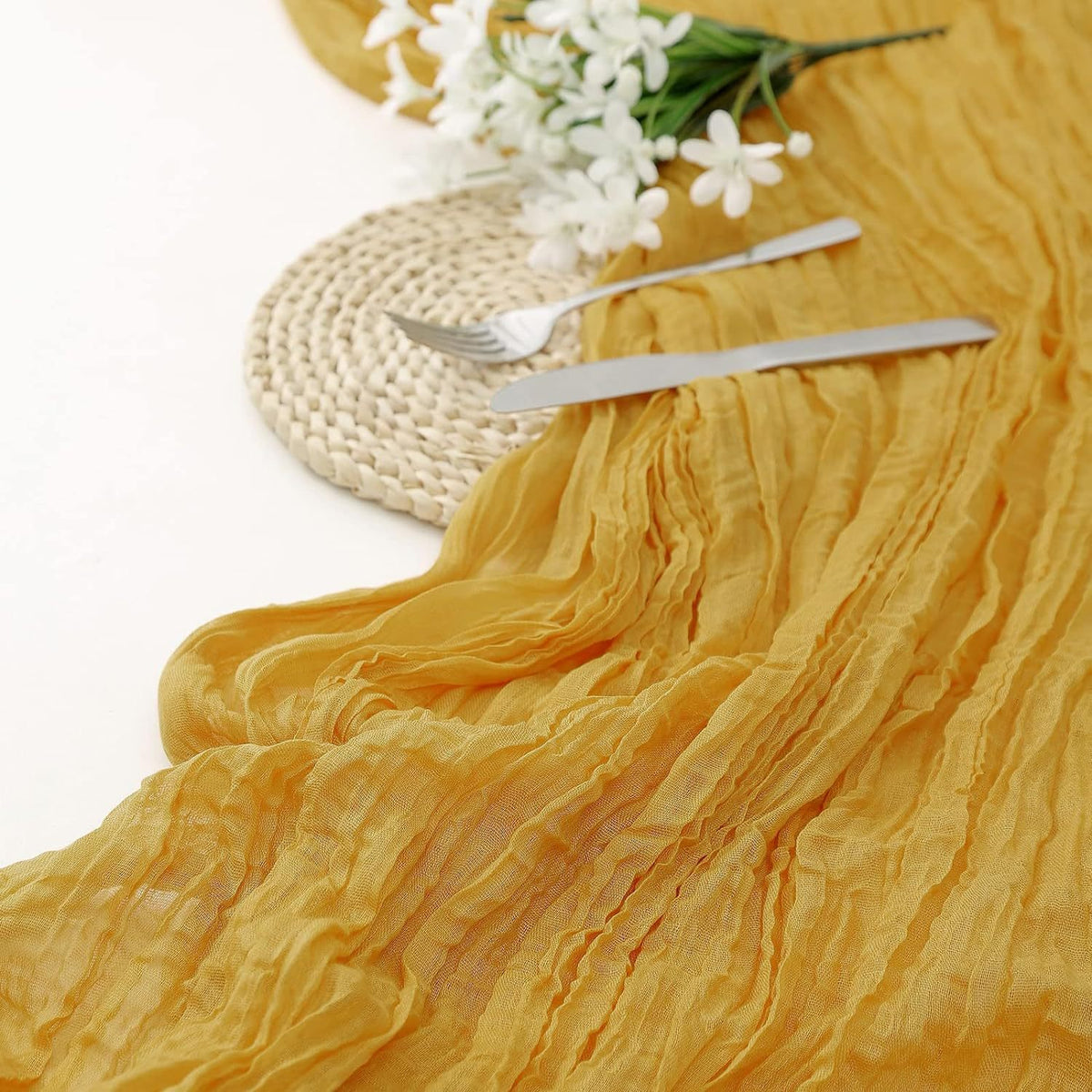 Wo Elegant Crinkled Chiffon Table Runner