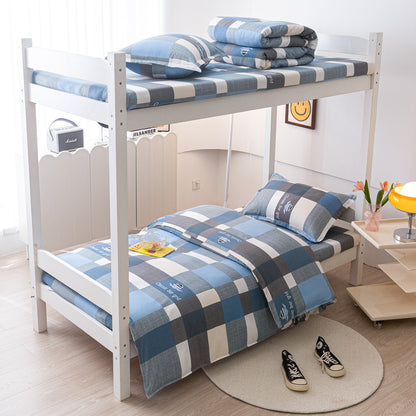 Lightweight Comforter Set