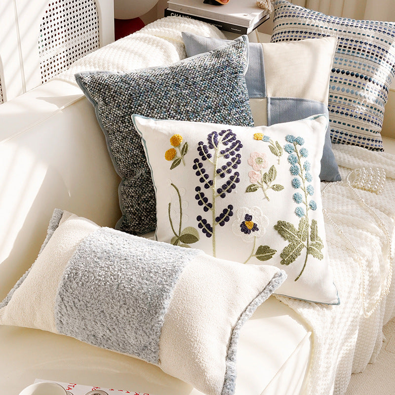 Geometric Pattern Decorative Throw Pillow
