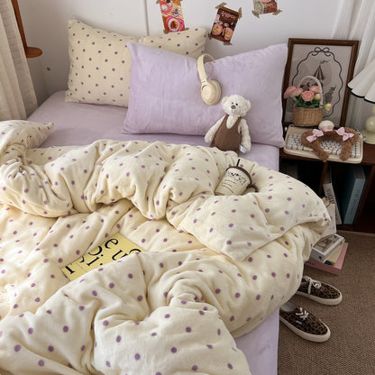 Plush Dot Patterned Blanket Set Homeandso