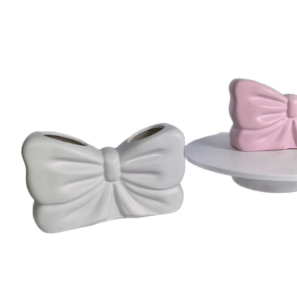 Decorative Bow-Shaped Phone Holder Homeandso