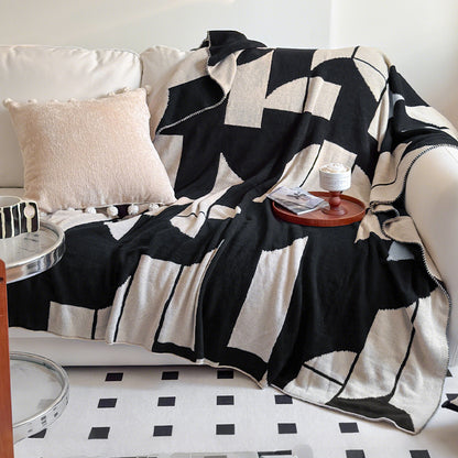 Cozy Abstract Patterned Throw Blanket