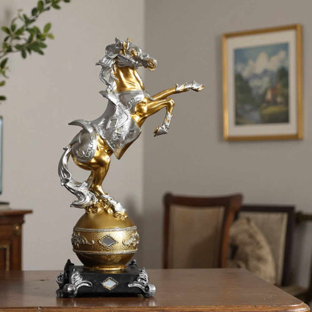 Majestic Horse Figurine Homeandso