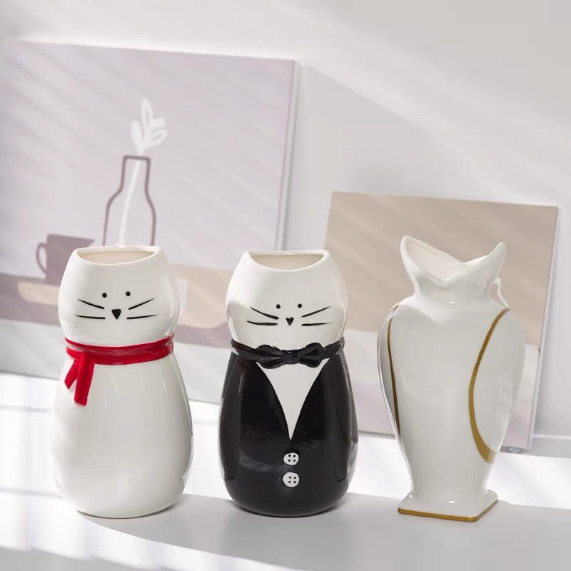 Elegant Decorative Ceramic Vase Homeandso