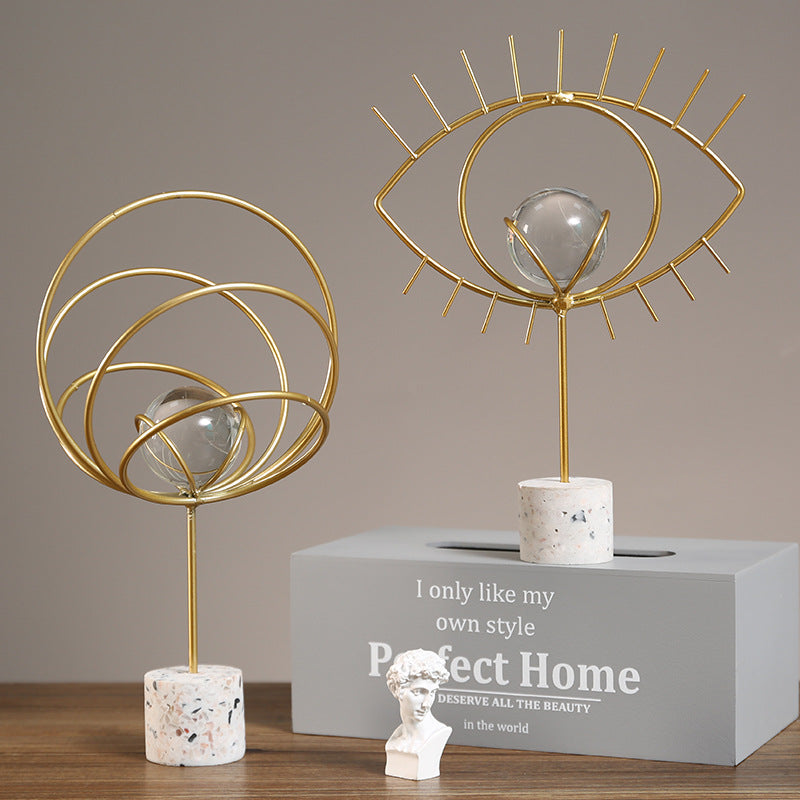 Elegant Sculptural Table Decor Homeandso