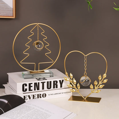 Heart-Shaped Decorative Resin Crystal Stand Homeandso