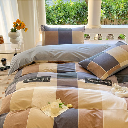 Playful Cartoon-Themed Bedding Ensemble Homeandso