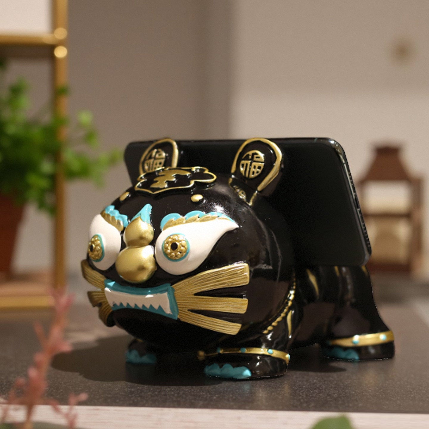 Decorative Black Tiger Phone Stand Homeandso