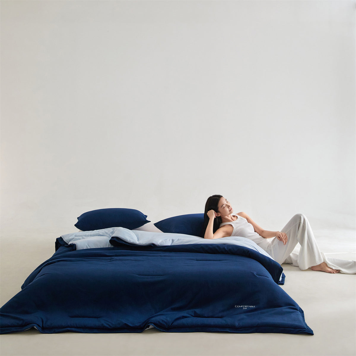Luxurious Hypoallergenic Comforter Set Homeandso