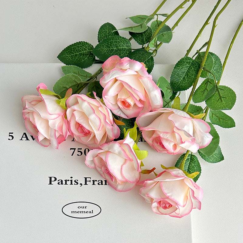 Decorative Realistic Rose Bouquet
